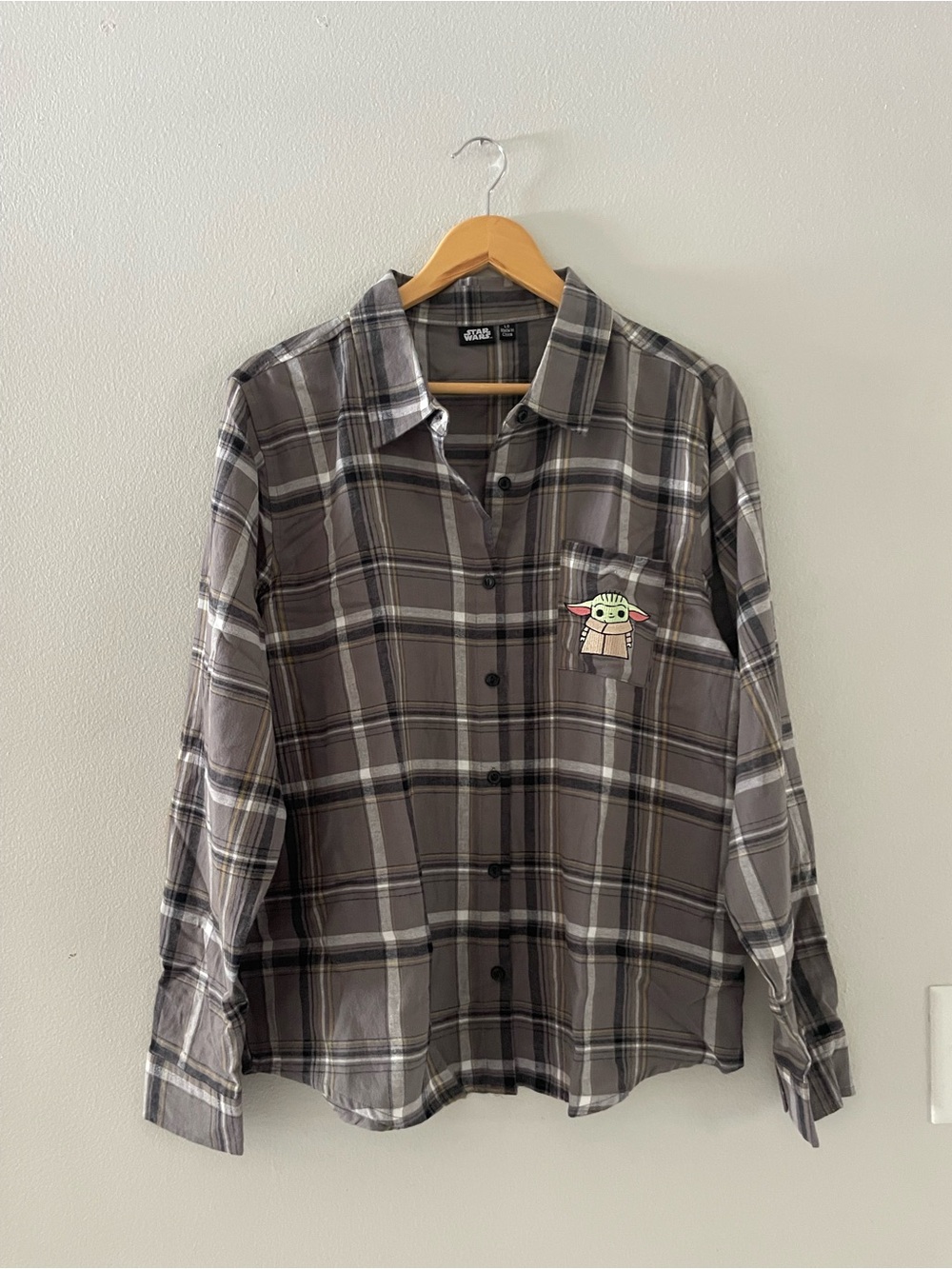 Star Wars Grey Plaid Flannel Long Sleeve Button Down Shirt